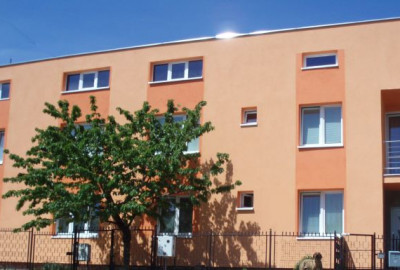 Penzión Rozália, nad Amfiteátrom, funkčný a zariadený , 30 lôžok, 12 vlastných parkovacích miest