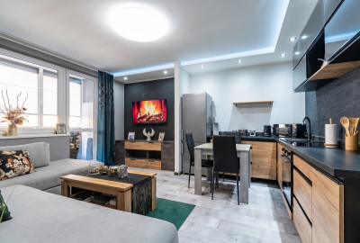 2 izb byt, Varšavská, 39 m2, lodžia, 1.p., výťah, rekonštrukcia