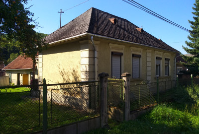 Gazdovský dom s veľkým pozemkom 2961 m2, v Maďarsku, v obci Szőlősardó