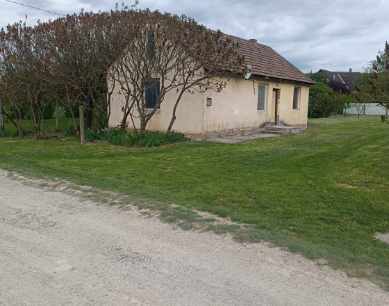 33km od Košíc v  obci Gönc, tichá lokalita!